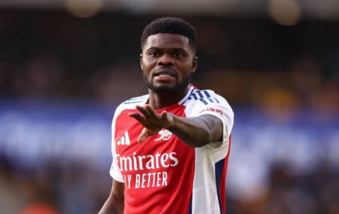 英媒：巴萨有意阿森纳中场托马斯，尤文也在密切关注这名球员