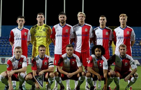 林菲尔德主场表现强劲，能否扭转不利局面对阵谢尔本？