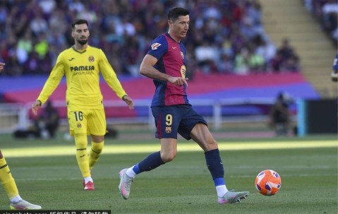 弗里克巴萨元年即封神！三冠王+四杀皇马，诺坎普的红色风暴回来了！