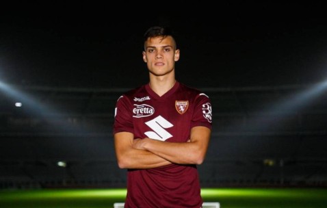 曼城双喜临门！哈兰德复出在即，金球先生回归训练场！