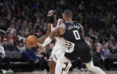 字母哥复出23分哈登24+8 伦纳德25分快船不敌雄鹿