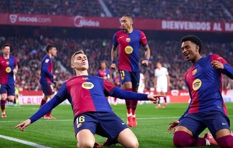西甲冠军争夺战升级：剖析巴萨如何力挽狂澜点燃战火