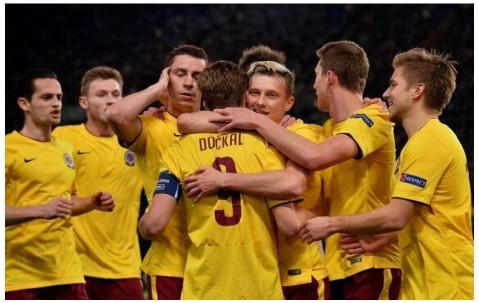 欧冠 AC米兰VS费耶诺德 ，毫无悬念的比赛！直接做胆8888蓓！每人精选稳胆免费获取！