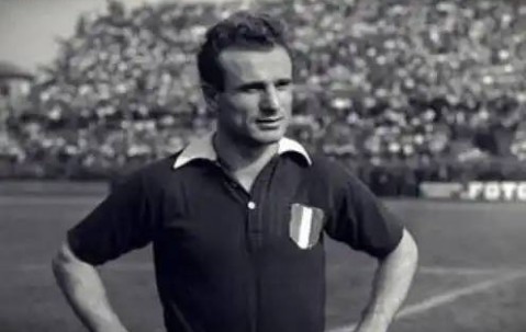 DeepSeek评意甲历史十大中场：皮尔洛第三，马特乌斯第八