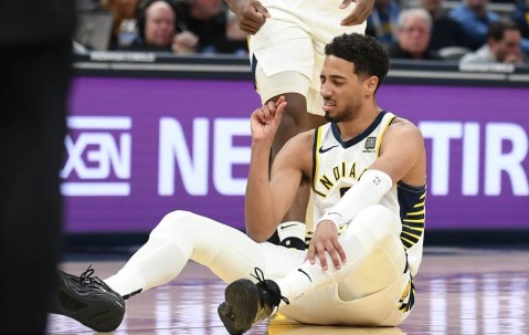 哈利伯顿16+8+12西亚卡姆26+3+6 步行者胜篮网