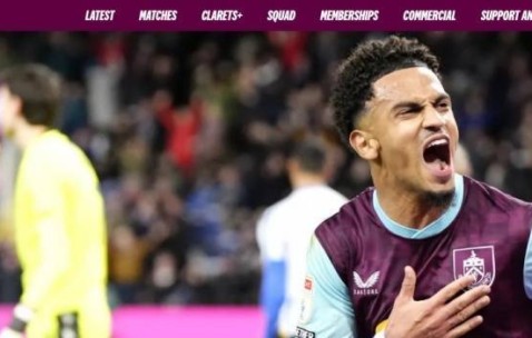 官方：伯恩利买断葡体边锋马库斯-爱德华兹，买断费1200万欧