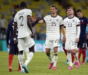 欧冠资格赛焦点战：卡拉巴赫边路狂潮 VS 谢尔本伤病防线