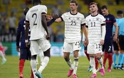 欧冠资格赛焦点战：卡拉巴赫边路狂潮 VS 谢尔本伤病防线