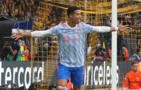 欧冠射手榜再迎变局！梅西的纪录危在旦夕，或将被莱万多夫斯基反超