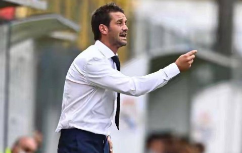 2-2，0-0，意甲争冠出现神剧情，国米自己不争气，错失绝佳机会