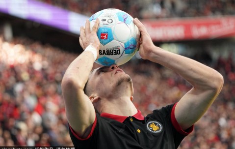 3400万镑！利物浦青训瑰宝转投德甲豪门，4000万新援即将体检