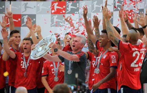 曼城四连冠！拜仁德甲霸主，法甲劲旅险降级